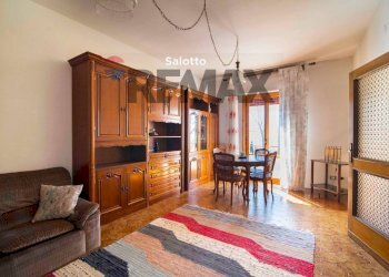 Sala da pranzo - Villa a Schiera VIA DELL'ORFANOTROFIO
 
72, Roccastrada - foto 14