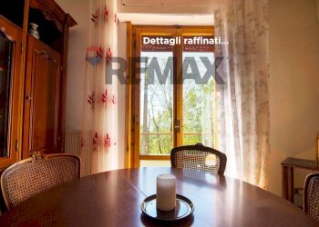 Sala da pranzo - Villa a Schiera VIA DELL'ORFANOTROFIO
 
72, Roccastrada - foto 15