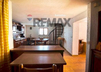 Sala da pranzo - Villa a Schiera VIA DELL'ORFANOTROFIO
 
72, Roccastrada - foto 30