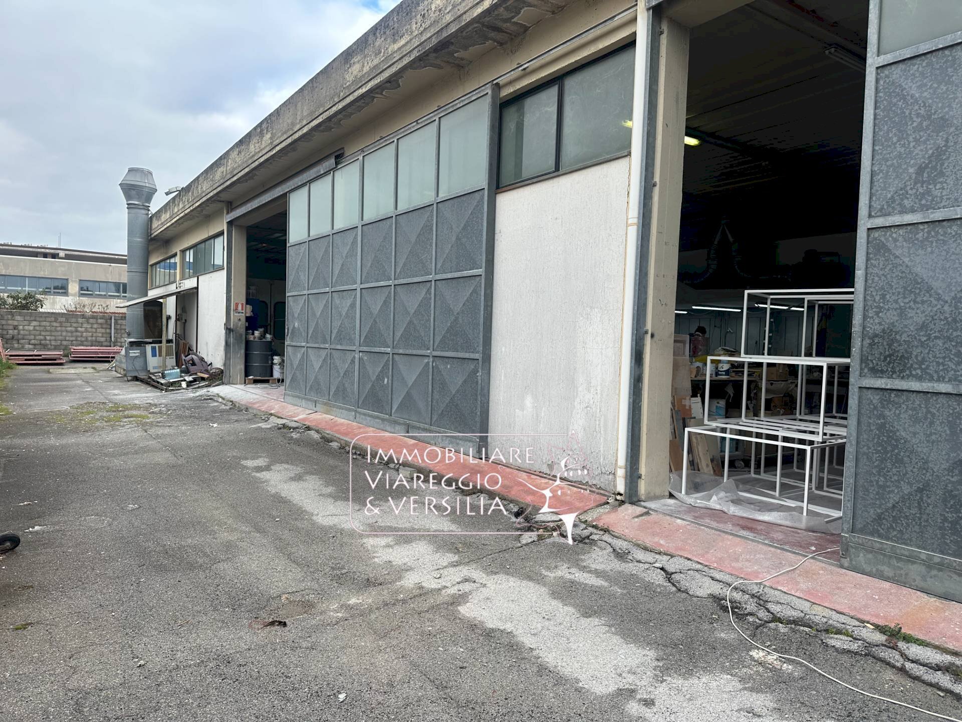 Foto 1 - Warehouse via dei Metalmeccanici, Camaiore - photo 1