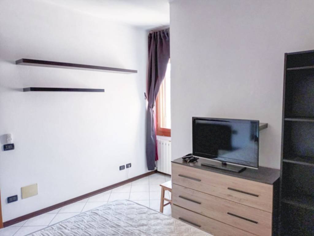 Camera da letto - Trilocale via Domenico Biancolelli, Bologna (zona Borgo Panigale) - foto 3