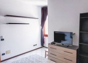 Camera da letto - Three-room apartment via Domenico Biancolelli, Bologna (neighborhood Borgo Panigale) - photo 3