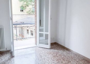 Camera da letto - Three-room apartment via Carlo Cignani, Bologna (neighborhood Bolognina) - photo 2