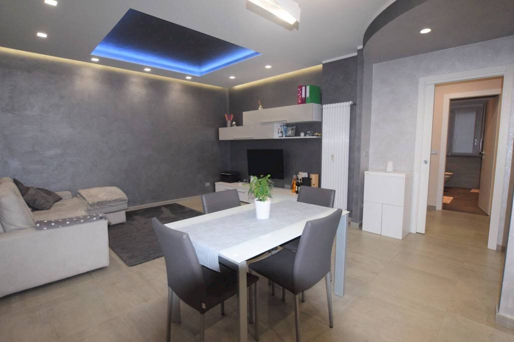 Salone - Two-room apartment via Bra, 22, Mondovì - photo 3
