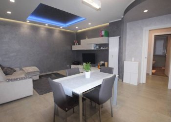Salone - Two-room apartment via Bra, 22, Mondovì - photo 3