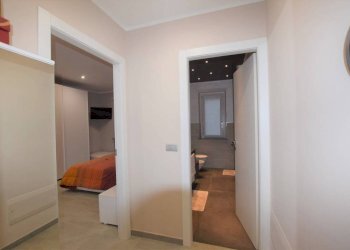 Corridoio - Two-room apartment via Bra, 22, Mondovì - photo 8