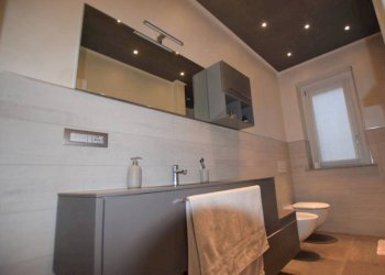 Bagno - Two-room apartment via Bra, 22, Mondovì - photo 9