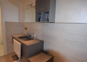 Bagno - Two-room apartment via Bra, 22, Mondovì - photo 10