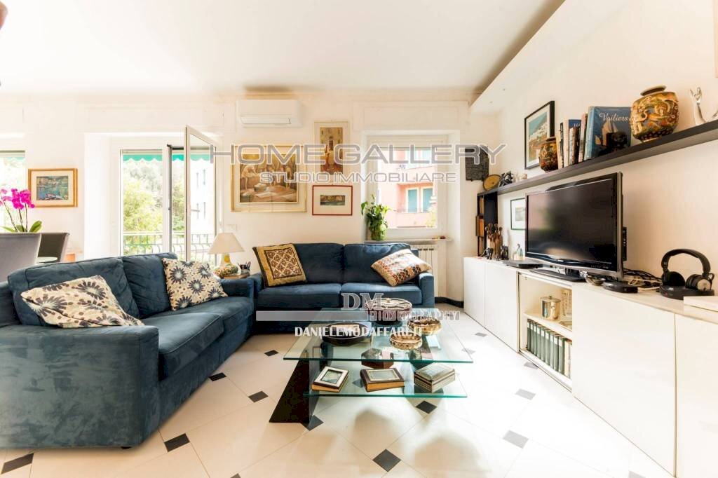 Salone - Three-room apartment via Luigi Casale, Rapallo - photo 3