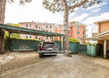 Posto macchina - Three-room apartment via Luigi Casale, Rapallo - photo 39
