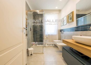 Bagno - Apartment viale Quartara, 31, Genova (neighborhood Quarto) - photo 14