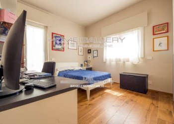 Camera da letto - Apartment viale Quartara, 31, Genova (neighborhood Quarto) - photo 17