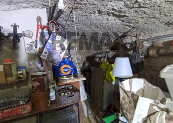 Dispensa di stoccaggio - Locale Commerciale Vico Sedil Capuano
10, Napoli - foto 10