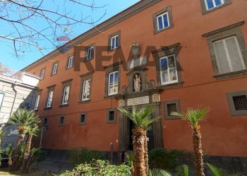 Edificio all\'aperto - Locale Commerciale Vico Sedil Capuano
10, Napoli - foto 23