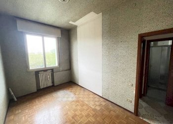 Camera da letto - Trilocale viale delle Nazioni, Ravenna (zona Marina di Ravenna) - foto 18