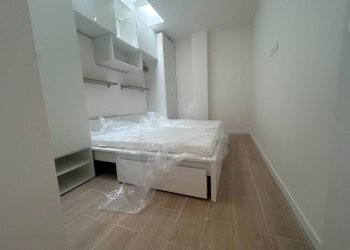 Camera da letto - Two-room apartment via Don Bartolomeo Grazioli, 57, Milano (neighborhood Dergano) - photo 4