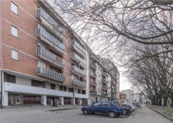 Facciata - Appartamento via Pallanza, 38, Torino (zona Vanchiglietta) - foto 2