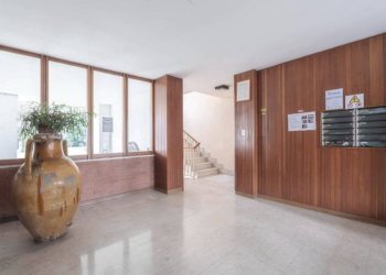 Interno palazzo - Appartamento via Pallanza, 38, Torino (zona Vanchiglietta) - foto 4