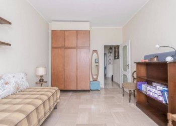 Camera da letto - Appartamento via Pallanza, 38, Torino (zona Vanchiglietta) - foto 28