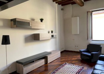 Salone - Three-room apartment via Bartolomeo Carandini, Modena (neighborhood Centro Storico) - photo 2