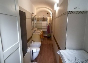 Bagno - Quadrilocale Genova (zona Bolzaneto) - foto 2