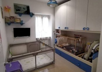 Camera da letto - Quadrilocale Genova (zona Bolzaneto) - foto 13