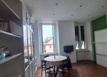 Salone - One-room apartment Genova - photo 11