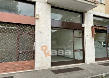 Foto 1 - Locale Commerciale via Marsala
 
9b, Busto Arsizio - foto 1