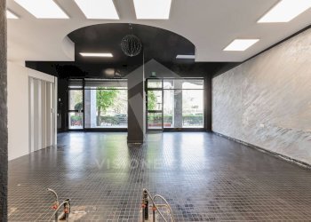 Foto 1 - Commercial Premises Via Quasimodo
 
2-4, Opera - photo 1