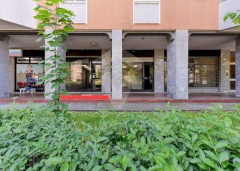 Foto 19 - Commercial Premises Via Quasimodo
 
2-4, Opera - photo 19