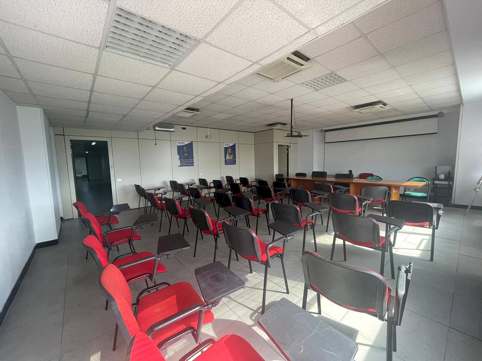 Foto 1 - Ufficio Via Maggiore Salvatore Arena
 
1, Caserta - foto 1