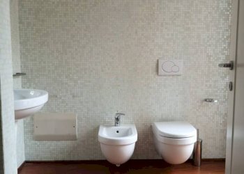 Bagno - Appartamento corso Vittorio Alfieri, 231, Asti - foto 16