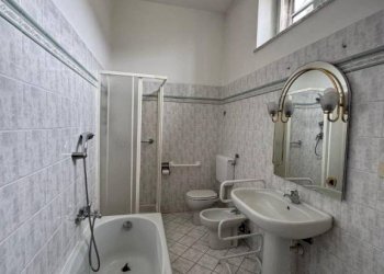 Bagno - Four-room apartment via Roma, 49, Bagnolo Piemonte - photo 28