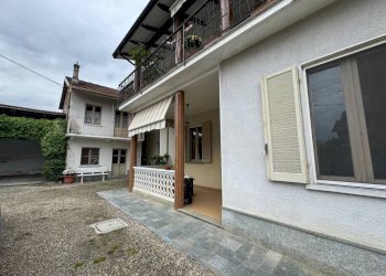 Facciata - Four-room apartment via Roma, 49, Bagnolo Piemonte - photo 33