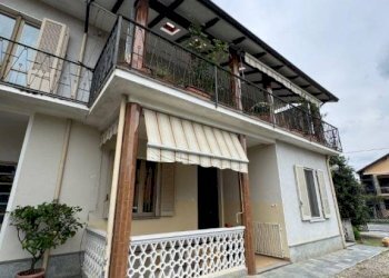 Facciata - Four-room apartment via Roma, 49, Bagnolo Piemonte - photo 37