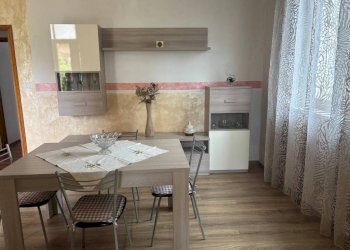 Sala da pranzo - Four-room apartment via Roma, 49, Bagnolo Piemonte - photo 3