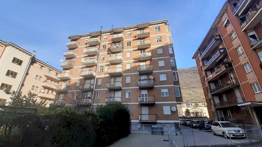 Facciata - Three-room apartment via Gorizia, 29, Sondrio - photo 1