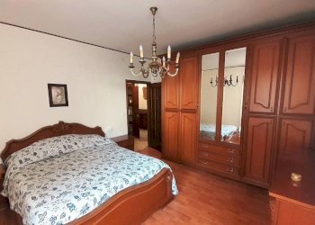Camera da letto - Three-room apartment via Gorizia, 29, Sondrio - photo 6