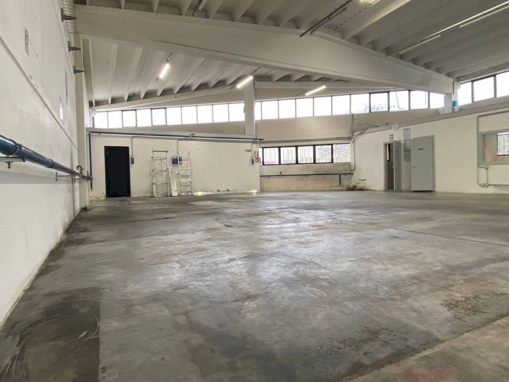 Interno non residenziale - Warehouse via dell'Industria, 23, Quinto di Treviso - photo 3