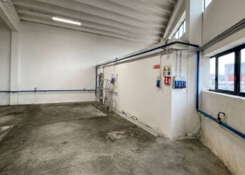 Interno non residenziale - Magazzino via dell'Industria, 23, Quinto di Treviso - foto 2