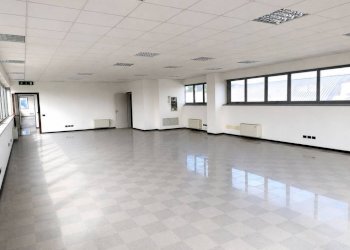 Interno non residenziale - Office via Priula, 78, Nervesa della Battaglia - photo 5