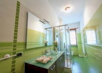 Bagno - Appartamento corso Gaetano Salvemini, 45, Torino (zona Mirafiori Nord) - foto 12