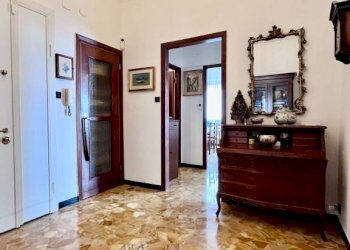 Ingresso - Four-room apartment via Briscata, 15, Genova (neighborhood Sestri Ponente) - photo 9