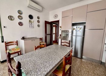 Cucina - Four-room apartment via Briscata, 15, Genova (neighborhood Sestri Ponente) - photo 16