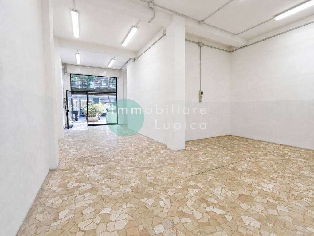 Interno non residenziale - Negozio Bologna (zona Mazzini) - foto 1