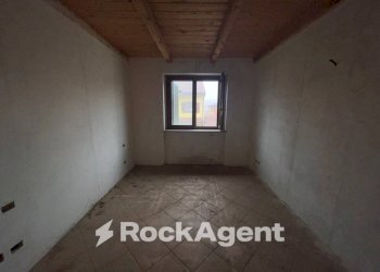 Camera da letto - Three-room apartment via F. lli Bandiera, Giussago - photo 6