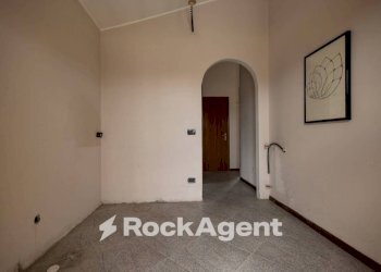 Salone - Three-room apartment via Aquileia, 39, Catanzaro - photo 5
