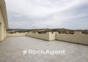 Terrazzo - Three-room apartment via Aquileia, 39, Catanzaro - photo 23