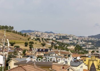 Vista - Three-room apartment via Aquileia, 39, Catanzaro - photo 29