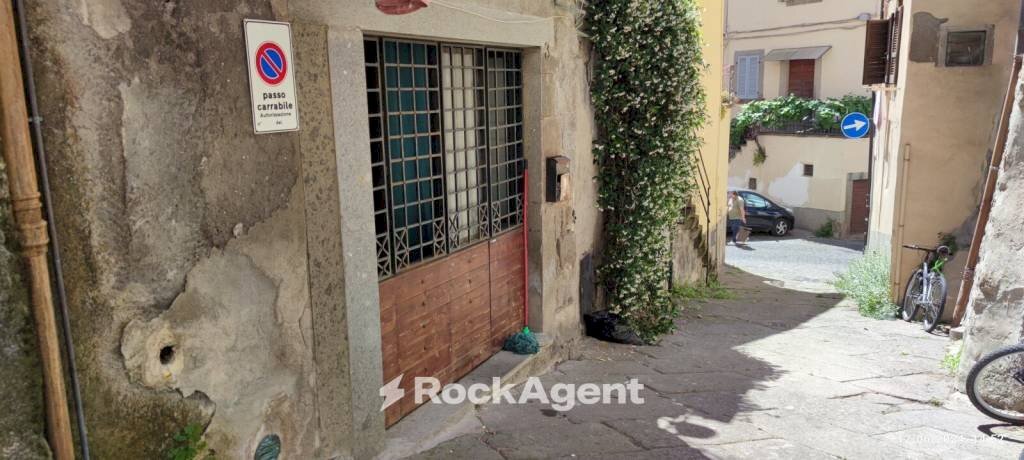 Ingresso - Magazzino via San Rocco, 3, Viterbo - foto 1